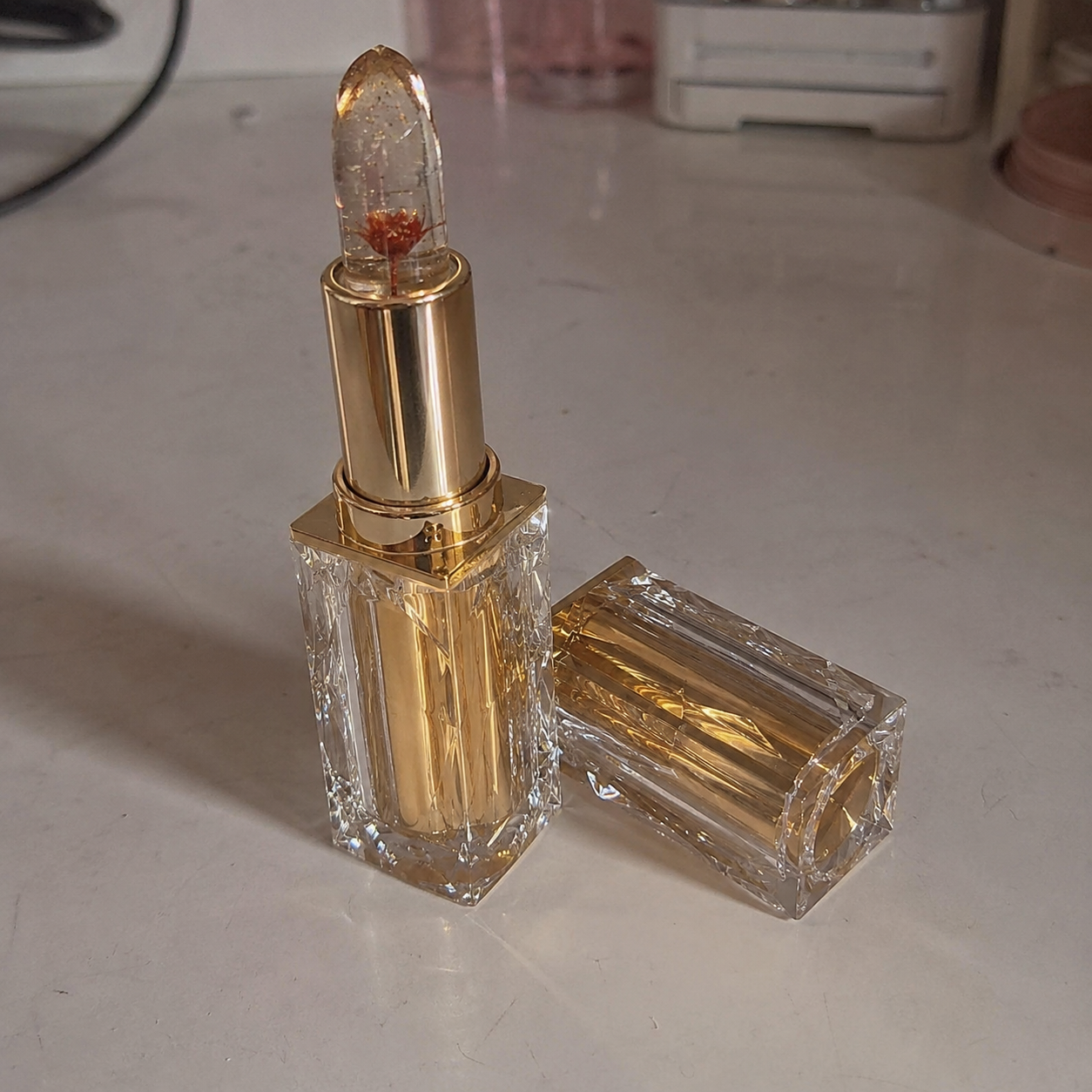 Super cute packaging and the flower detail is beautiful.
